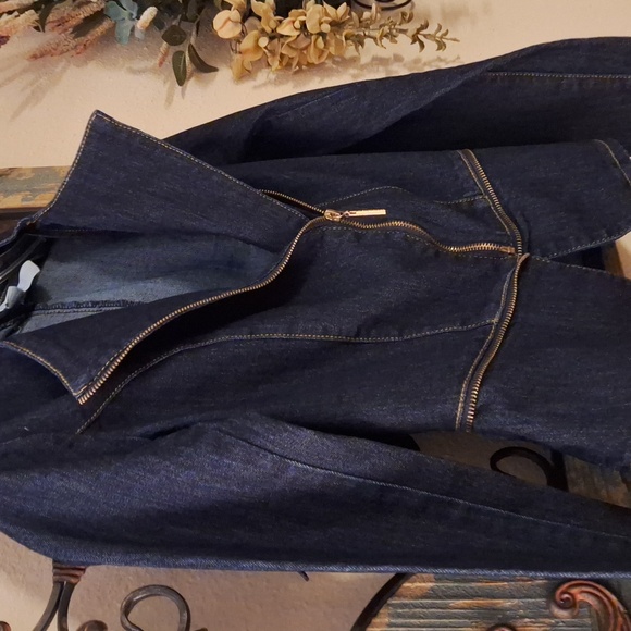 Nicki Minaj Fitted Denim Jean Jacket. Size XS - Picture 9 of 15